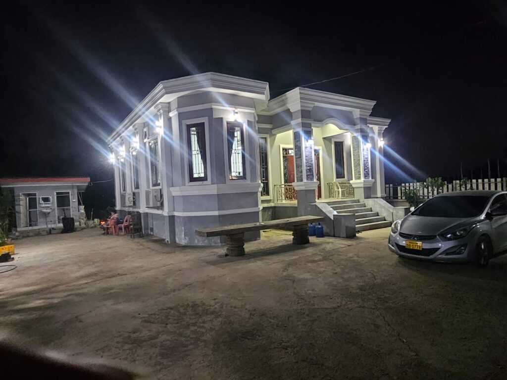 2bd6ffae-628b-45c3-8123-ae948b2e6474